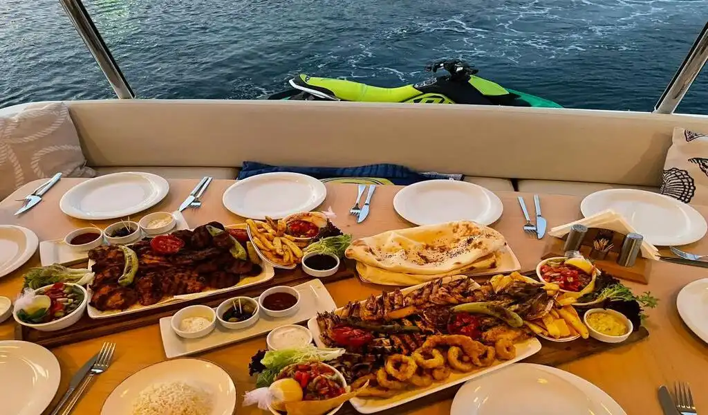 YACHT FOCUS İBİZA PLUS